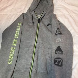 Nike Women’s zip up